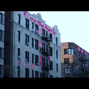 点击查看图片 胸部解放运动 Free the Nipple
