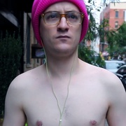 点击查看图片 胸部解放运动 Free the Nipple