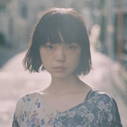 在街上 街の上で