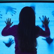 点击查看图片 鬼驱人 Poltergeist
