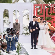 点击查看图片 女心理师