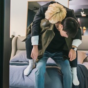 远看是蔚蓝的春天 멀리서 보면 푸른 봄