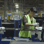 点击查看图片 美国工厂 American Factory
