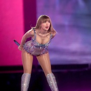 点击查看图片 泰勒·斯威夫特:时代巡回演唱会 Taylor Swift: The Eras Tour