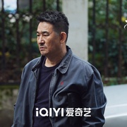 点击查看图片 乌云之上