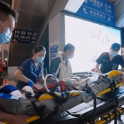 闪闪的儿科医生