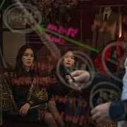 点击查看图片 华丽的她 화사한 그녀