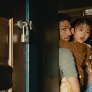 点击查看图片 拜访小屋 Knock at the Cabin