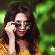 点击查看图片 女皇撞到正