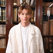 爬墙新娘年十八。 18歳、新妻、不倫します。