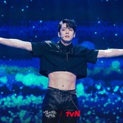 神圣的偶像 성스러운 아이돌