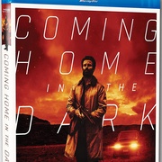 在黑暗中回家 Coming Home in the Dark