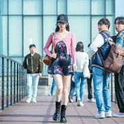 点击查看图片 我的女神室友斗娜 이두나!