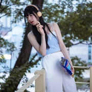 点击查看图片 我的女神室友斗娜 이두나!
