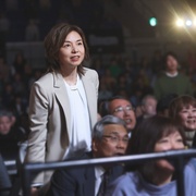 点击查看图片 凋零在春天 春に散る