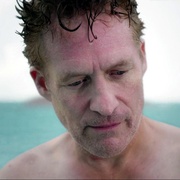 鲨海困斗 The Requin