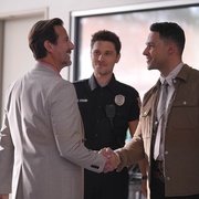 点击查看图片 紧急呼救:孤星 第五季 9-1-1: Lone Star Season 5