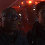 点击查看图片 紧急呼救 第八季 9-1-1 Season 8
