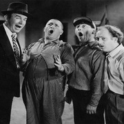 点击查看图片 三个臭皮匠 The Three Stooges