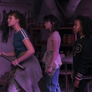 点击查看图片 送报女孩 Paper Girls