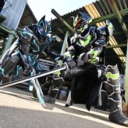 点击查看图片 电影 假面骑士极狐:4位王者与黑狐 仮面ライダーギーツ 4人のエースと黒狐