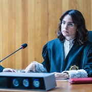 点击查看图片 人造正义 Justicia Artificial