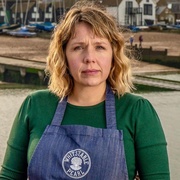 惠镇珀尔侦探社 第一季 Whitstable Pearl Season 1