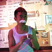 点击查看图片 陌路惊笑