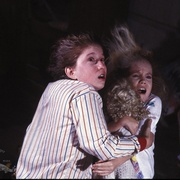 鬼驱人2 Poltergeist II: The Other Side