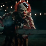 点击查看图片 玉米地小丑 Clown in A Cornfield