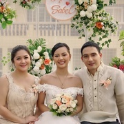 点击查看图片 萨贝尔还很年轻 Bata Pa Si Sabel