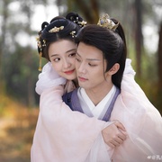 孔雀圣使请动心