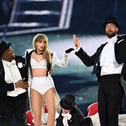 点击查看图片 泰勒·斯威夫特:时代巡回演唱会终场秀 Taylor Swift | The Eras Tour | The Final Show