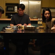 点击查看图片 扭曲的家 뒤틀린 집