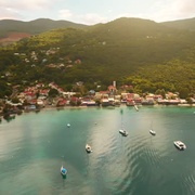 点击查看图片 天堂岛疑云 第十四季 Death in Paradise Season 14