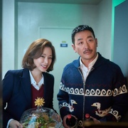 点击查看图片 楼上的人们 윗집사람들