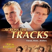 点击查看图片 赛场手足情 Across the Tracks