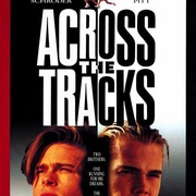 点击查看图片 赛场手足情 Across the Tracks