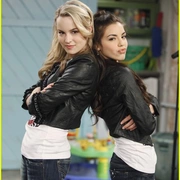点击查看图片 查莉成长日记 第一季 Good Luck Charlie Season 1