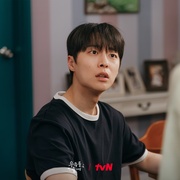点击查看图片 给你宇宙 우주를 줄게