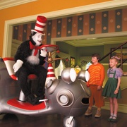 点击查看图片 戴帽子的猫 The Cat in the Hat