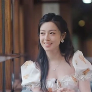 点击查看图片 为爱闪耀的她