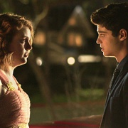 点击查看图片 塞尔拉·伯格斯是废柴 Sierra Burgess Is a Loser