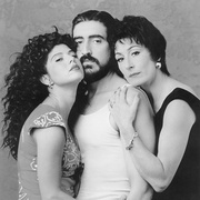旧爱新欢一家亲 The Perez Family