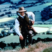 点击查看图片 山丘上的情人 The Englishman Who Went Up a Hill But Came Down a Mountain
