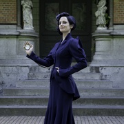 点击查看图片 佩小姐的奇幻城堡 Miss Peregrine's Home for Peculiar Children