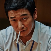 点击查看图片 局内人 내부자들
