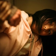 点击查看图片 咒怨:黑少女 呪怨 黒い少女