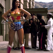 点击查看图片 神奇女侠 第一季 Wonder Woman Season 1