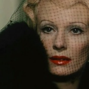 暗夜之女 Les lèvres rouges